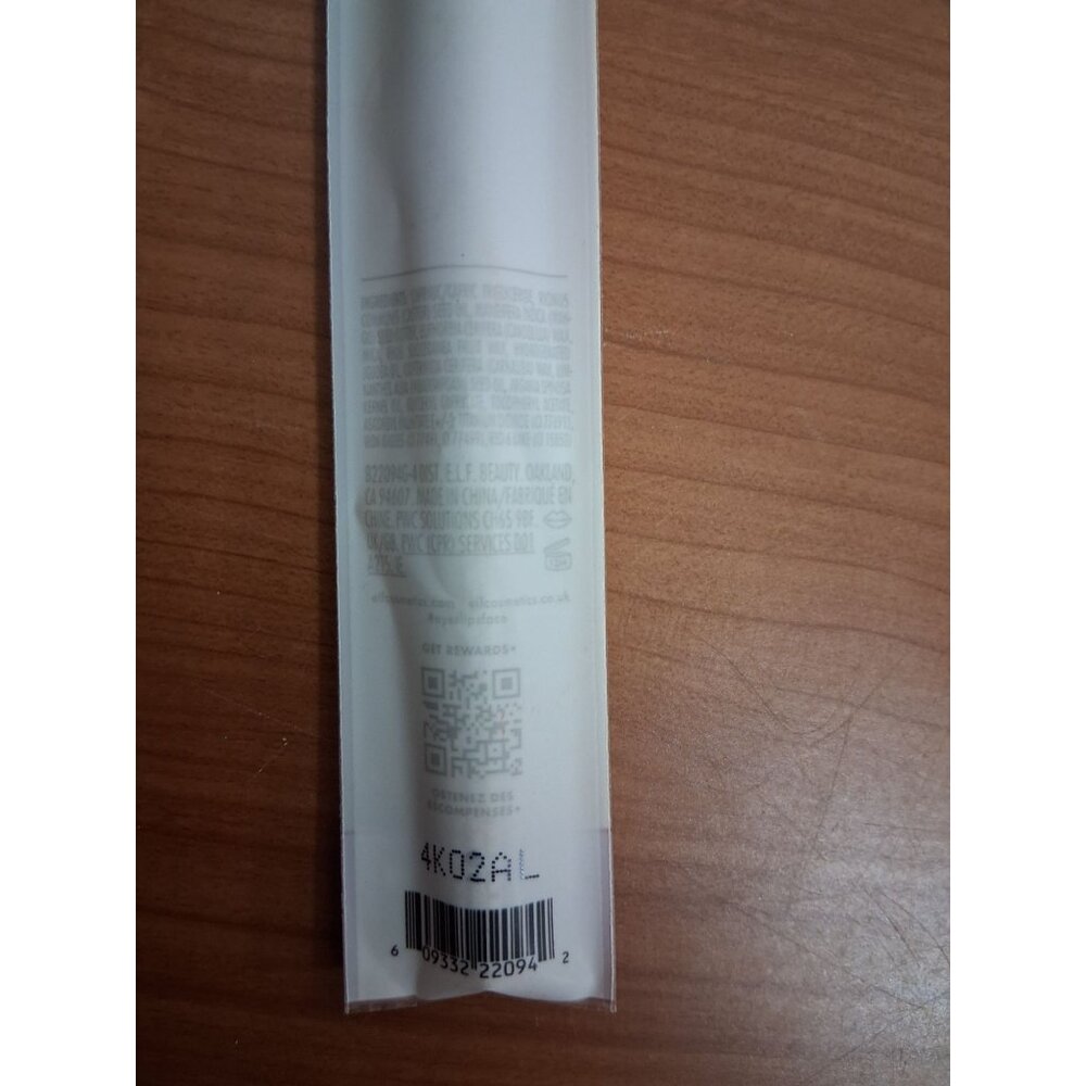 e.l.f. Cream Glide Lip Liner Highly Pigmented Pencil For Shaping & Sculpting Lip - Picture 3 of 3